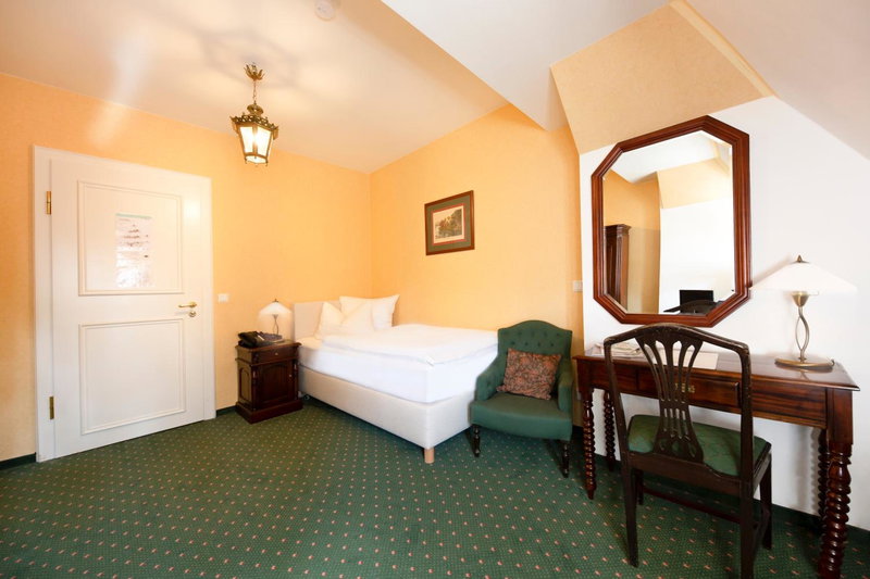 Schlosshotel Villa Westerberge, Aschersleben, Germany