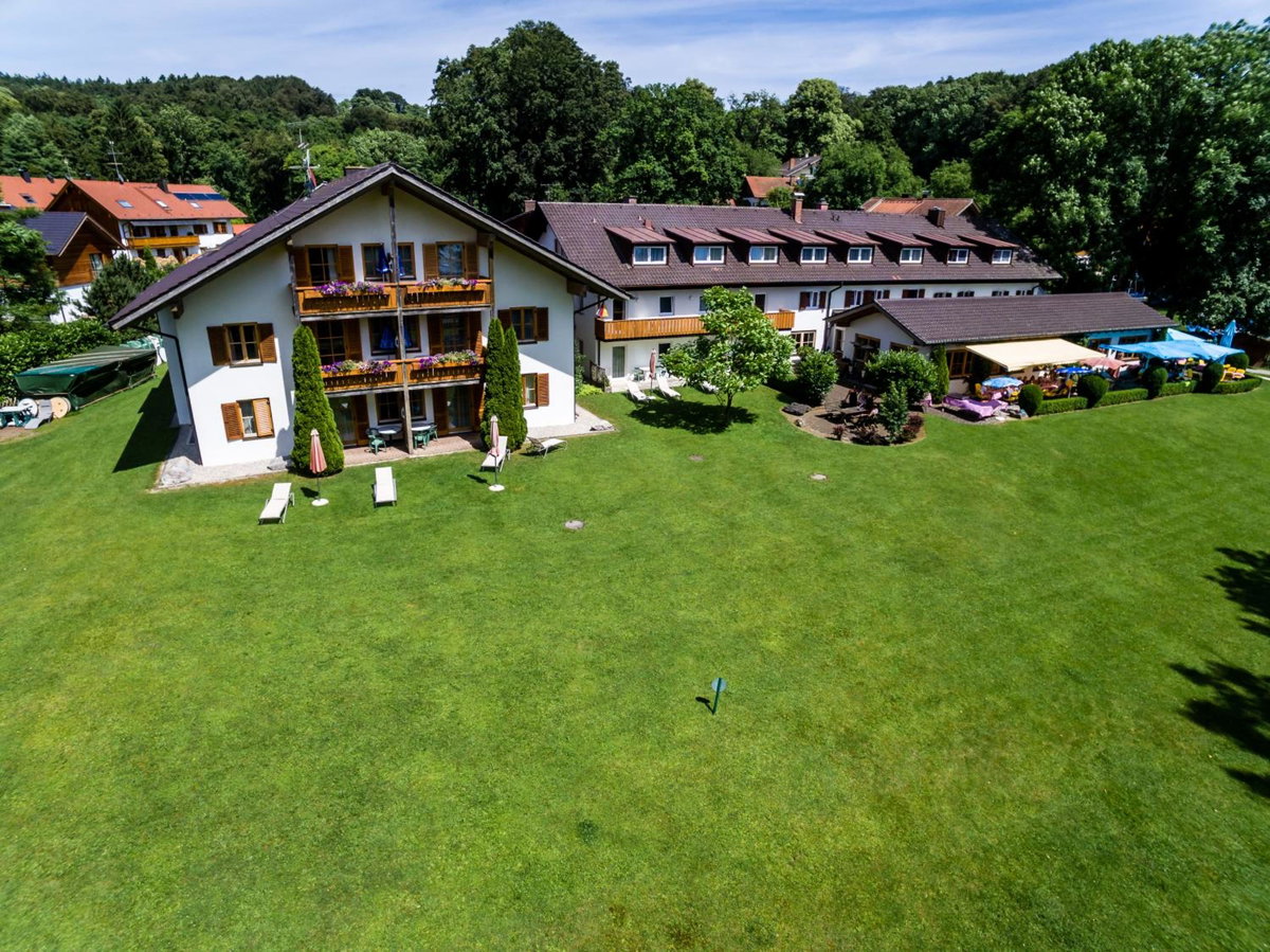 Hotel · Landhotel Huber am See, Münsing Am Starnberger See