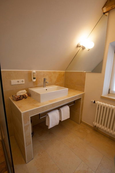 Bed and Breakfast unter den Linden, Nördlingen, Germany