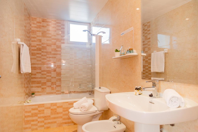 Aparthotel Ona Palamós, Palamós, Spain