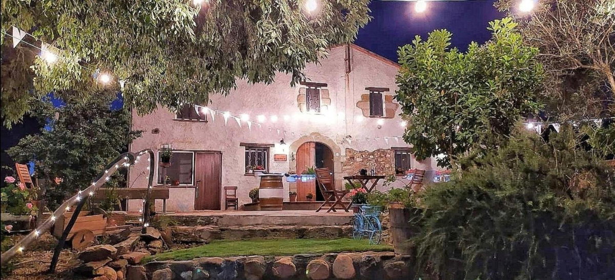 Hotel · Hotel Rural Masía Can Felip, Llinars Del Vallès