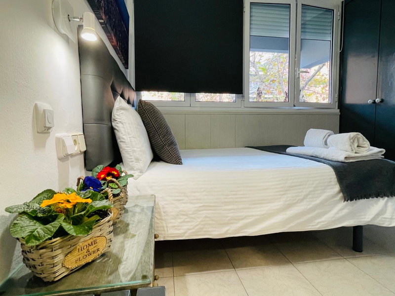 Hostal Lleida, Barcelona, Spain