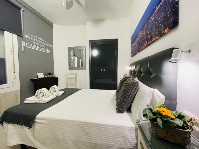 Hostal Lleida, Barcelona, Spain