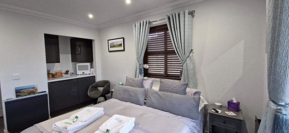 Hotel · Room on the River, Cruden Bay