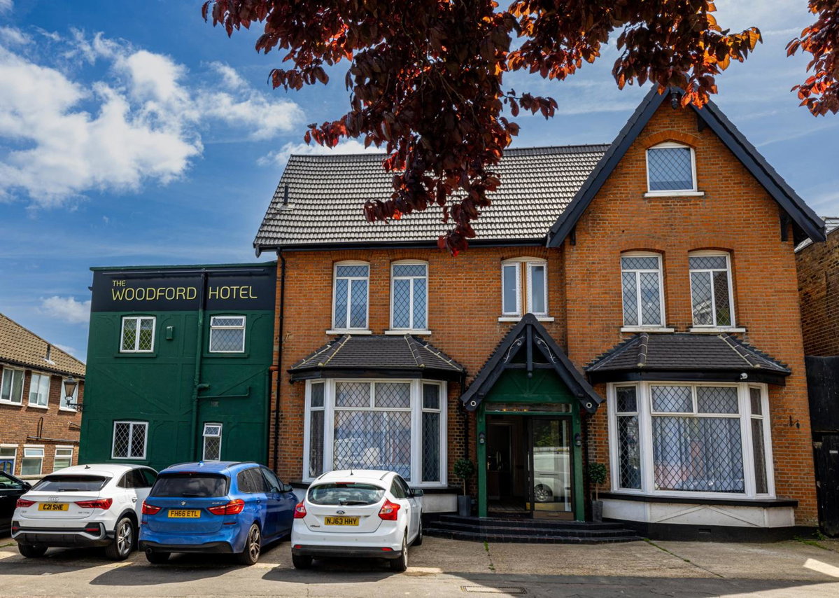 Woodford Hotel, United Kingdom