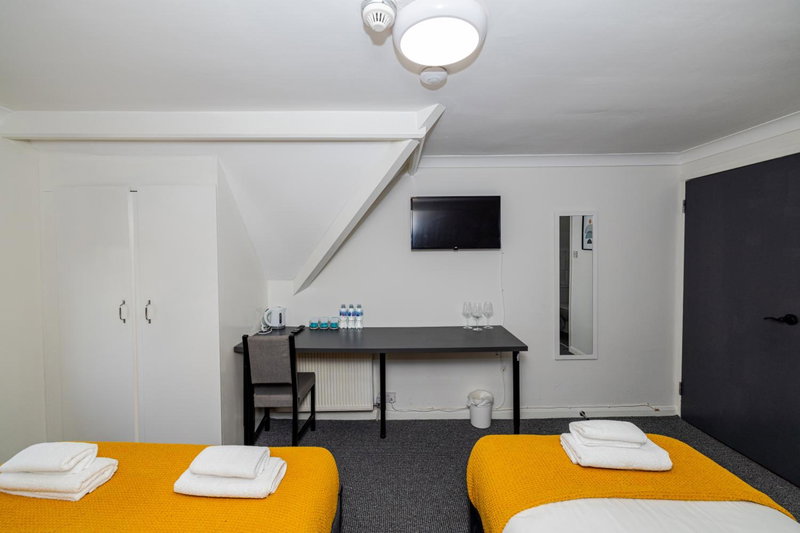 Woodford Hotel, London, United Kingdom