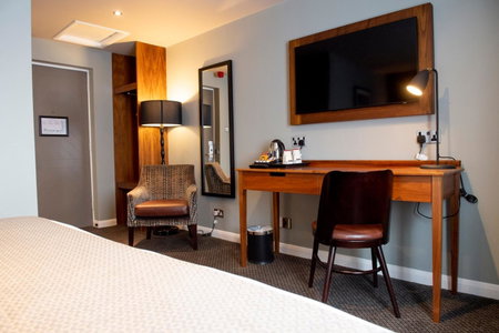 The White Hart by Innkeeper's Collection, Hook, United Kingdom