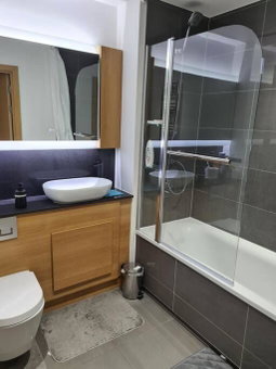 little hideout, Luxury Apartment, Kent, United Kingdom