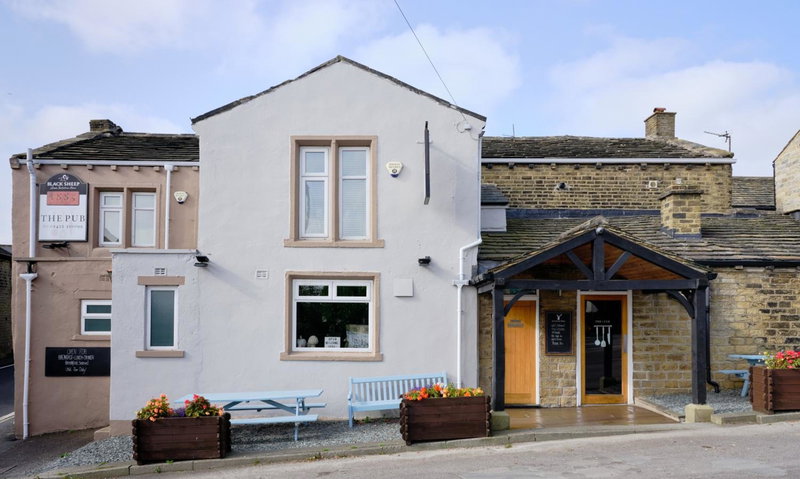 1885 the Venue - Pub, Restaurant, Rooms & Function House, Halifax, United Kingdom
