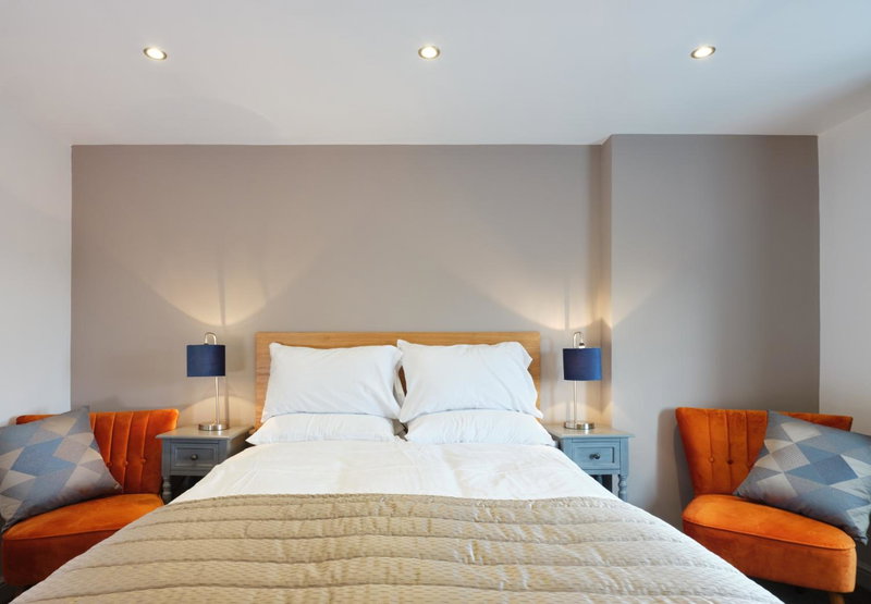 1885 the Venue - Pub, Restaurant, Rooms & Function House, Halifax, United Kingdom