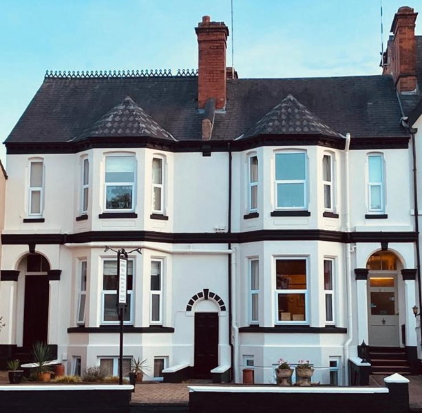 Cambridge Villa, Warwick, United Kingdom