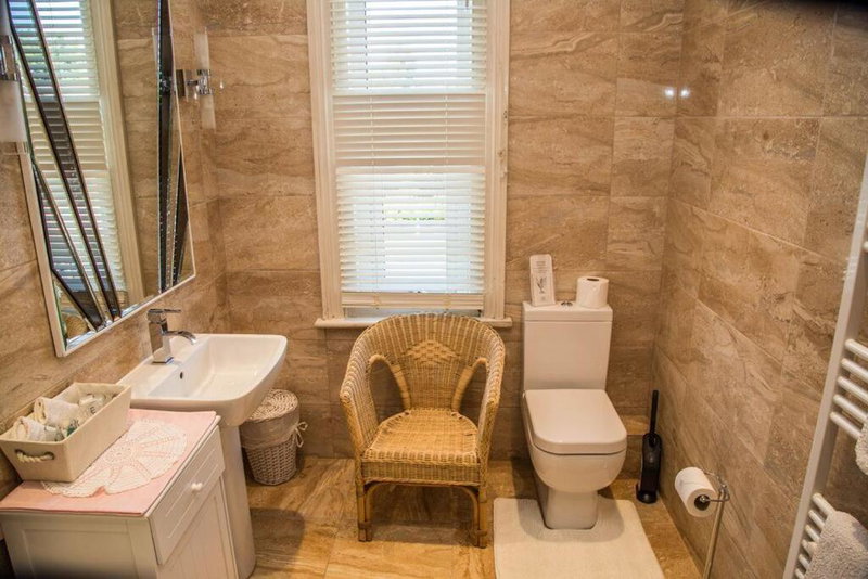 Cambridge Villa, Warwick, United Kingdom