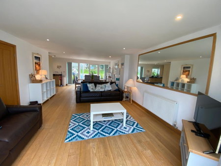 OHANA HOUSE - Unbeatable Location - UK's Best Beaches, Newquay, United Kingdom