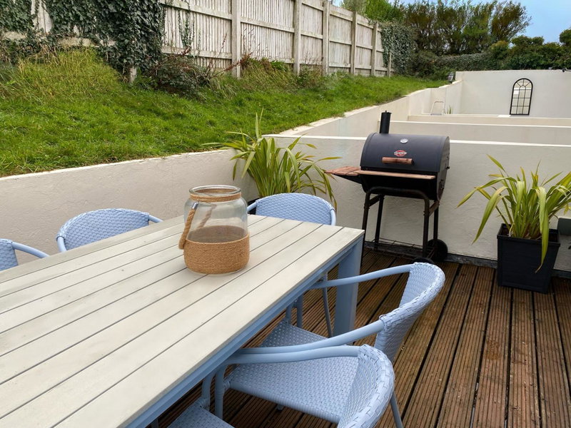 OHANA HOUSE - Unbeatable Location - UK's Best Beaches, Newquay, United Kingdom