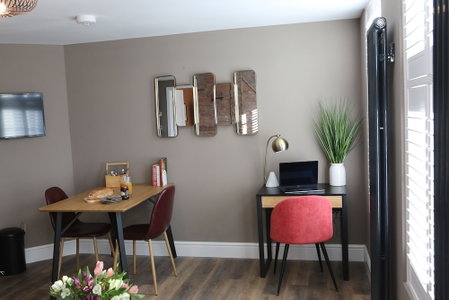 no.12 self check-in apartments, Worcester, United Kingdom