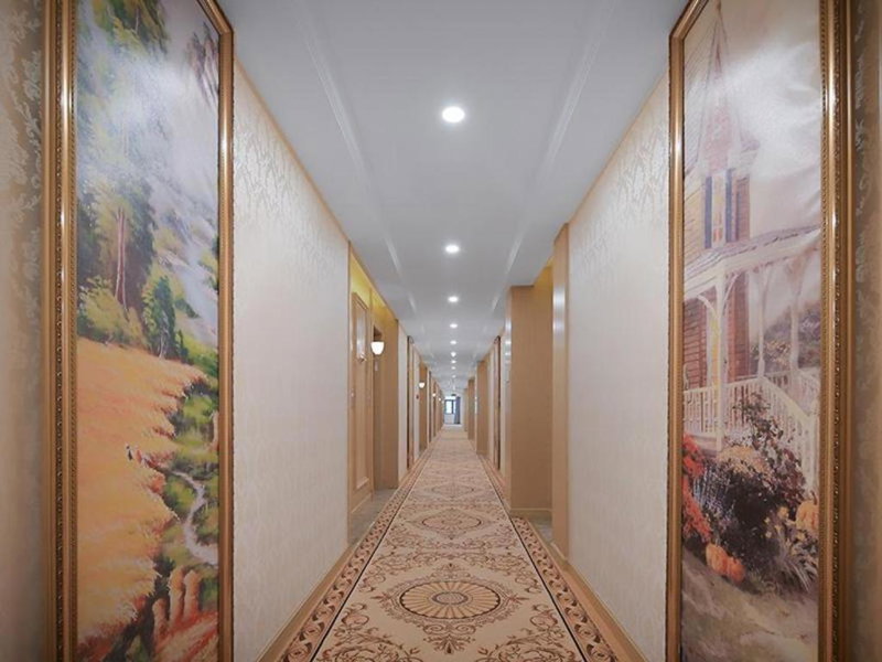 Vienna Hotel Jiangsu Kunshan Qiandeng Town, Qiandun, China