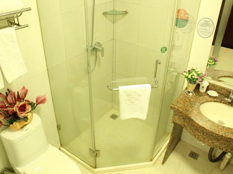 GreenTree Inn Shanghai Baoshan Yanghang Shuichan Road Hotel, Baoshan, China