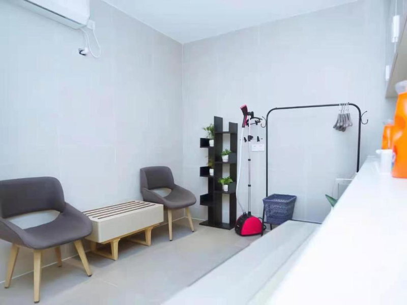 Lavande Hotel Shaoguan Bainian East Street Fengcai Building, Leyuan, China
