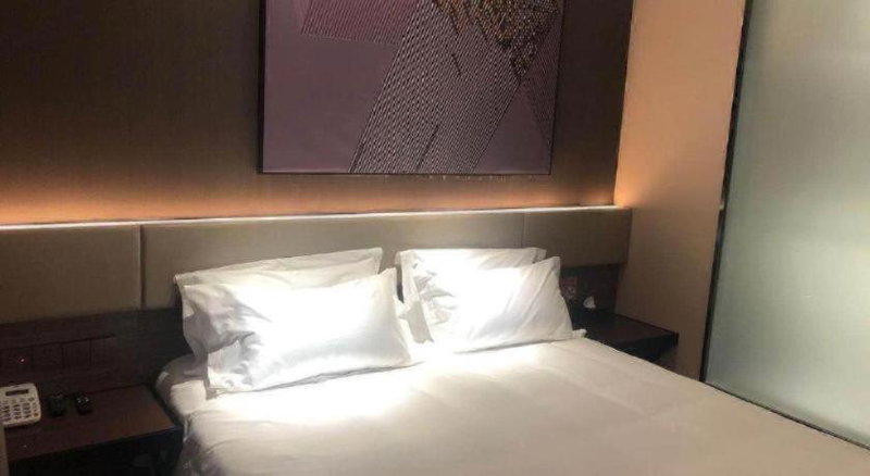 IU Hotel Lanzhou New District Airport Ruiling International, Lanzhou, China