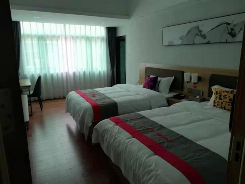 Jun Hotel Guangdong Zhanjiang Xiashan South Railway Station, Zhanjiang, China