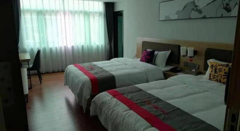 Jun Hotel Guangdong Zhanjiang Xiashan South Railway Station, Zhanjiang, China