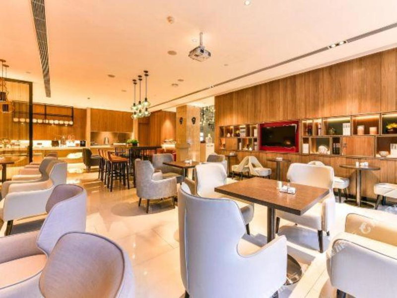 Echarm Hotel Nanning Baisha Avenue Shizhuling Metro Station, Nanning, China