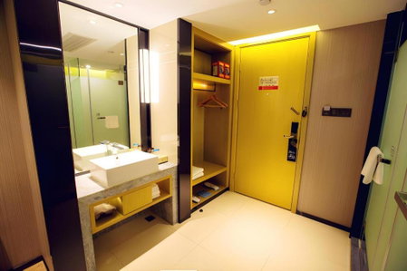 Echarm Hotel Nanning Guangxi University Xinyang Longteng District Maternal and Child Hospital, Nanning, China