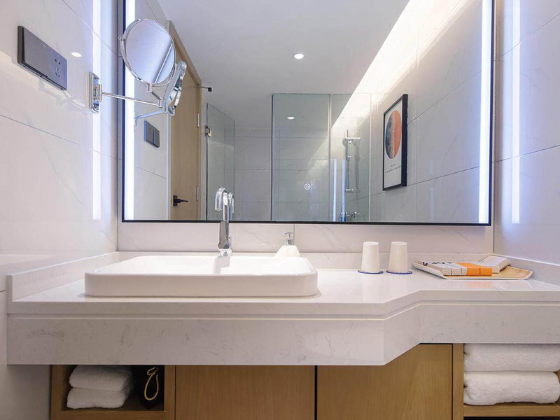 Kyriad Marvelous Hotel Henan Xinyang Pingqiao Plaza, Xinyang, China