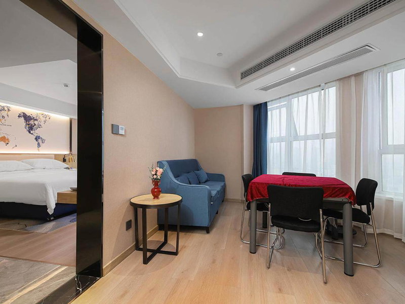 Kyriad Marvelous Hotel Henan Xinyang Pingqiao Plaza, Xinyang, China
