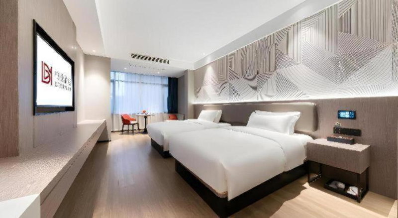 Borrman Hotel Deyang Wuzhou Square, Deyang, China