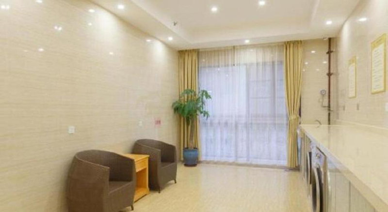 Vienna Hotel Guangxi Liuzhou Xijiang Vientiane City, Liuzhou, China