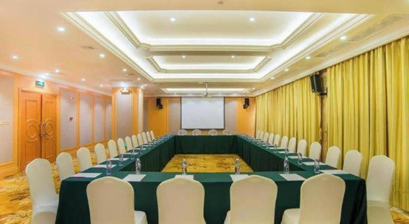 Vienna Hotel Guangxi Liuzhou Xijiang Vientiane City, Liuzhou, China