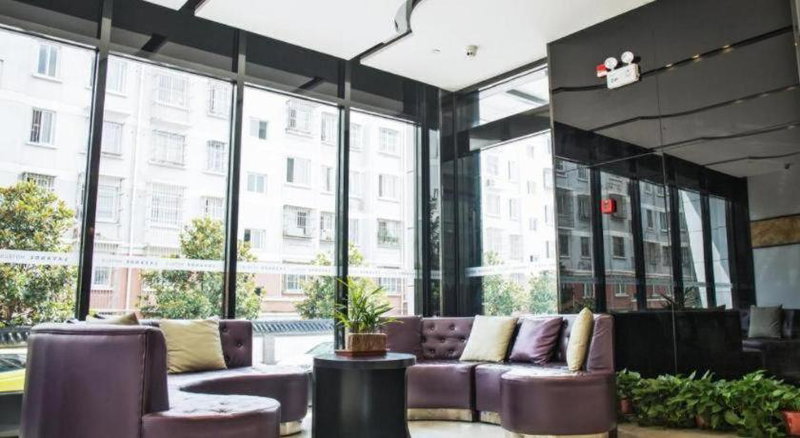 Lavande Hotel Xuzhou Railway Station Jinshan Bridge Development Zone, Xuzhou, China