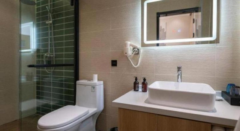 GreenTree Inn Express Hebei Shijiazhuang Zhengding County Changshan Dong Road, Zhengding, China