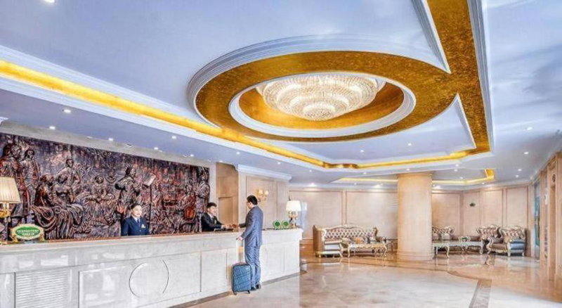 Vienna Hotel Shanghai Hongqiao National Exhibition Cente Sijing Metro Station, Fenghuangshan, China