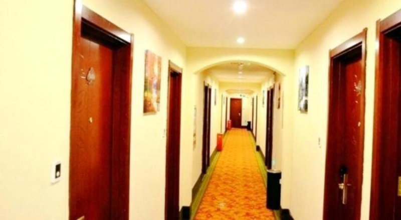GreenTree Inn Langfang GuanGYAng District GuanGYAng Road City Government Express Hotel, Nanjianta, China