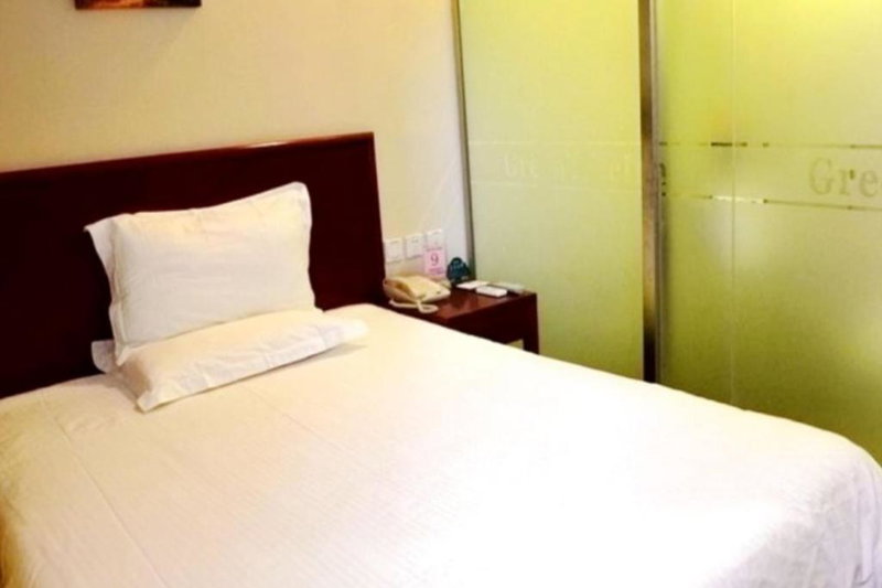 GreenTree Inn Langfang GuanGYAng District GuanGYAng Road City Government Express Hotel, Nanjianta, China