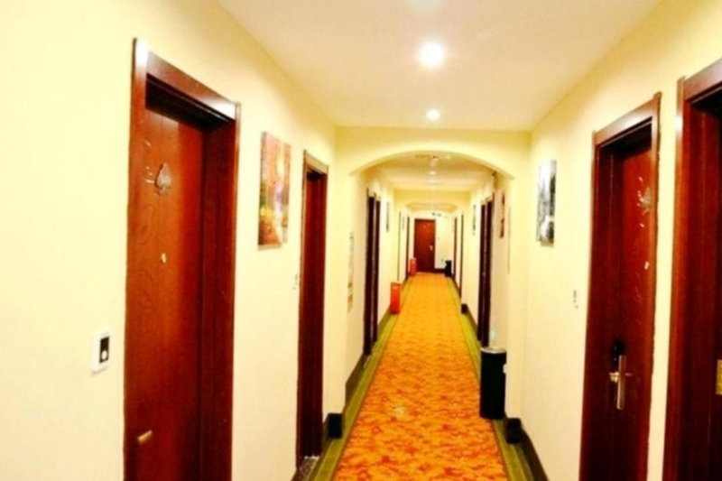 GreenTree Inn Langfang GuanGYAng District GuanGYAng Road City Government Express Hotel, Nanjianta, China
