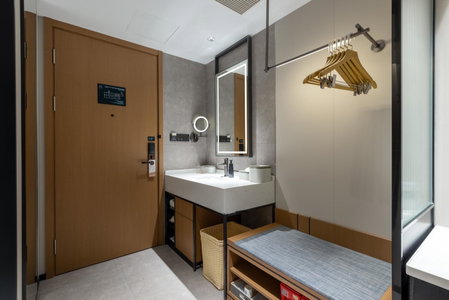 Atour Hotel Nantong Haimen Wenfeng Dashijie, Haimen, China