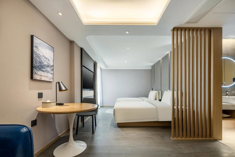 Atour Hotel Xinghua Dainan, Xinghua, China