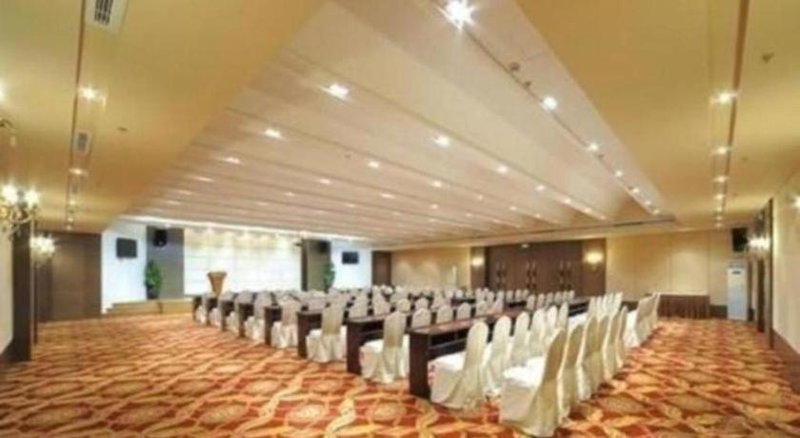 Holiday Inn Hotel & Suites Jiaxing Hangzhou Bay By IHG, Zhapuzhen, China