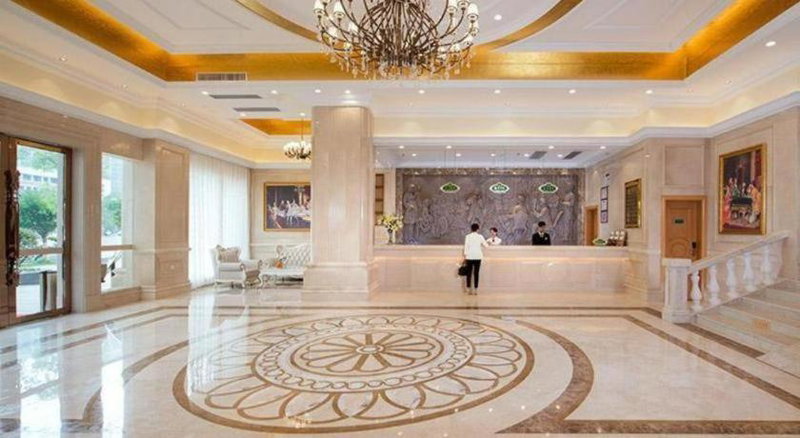 Vienna Hotel Guangdong Qingyuan Wanda Plaza Xincheng Beijiang, Qingyuan, China