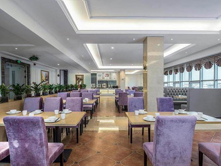 Vienna International Hotel Mongolia Chifeng High-Speed Railway Station, Chifeng, China