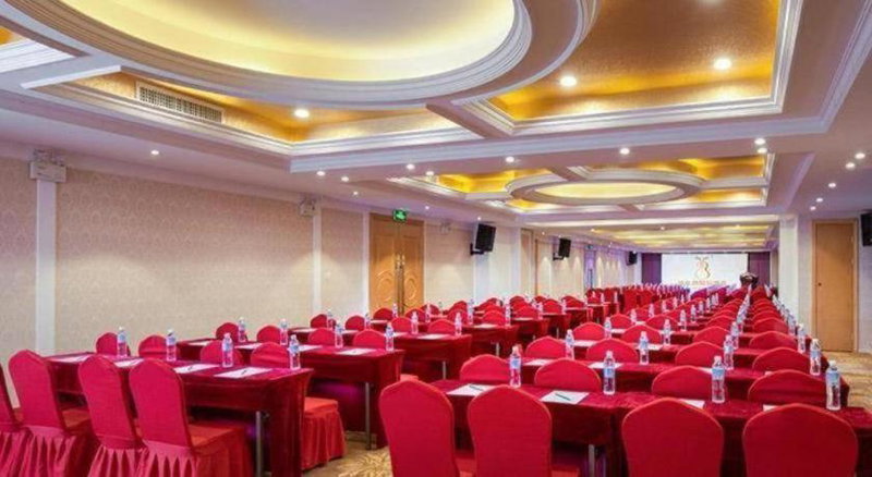 Vienna International Hotel Kunming Guangfu Road Aegean Shopping Center, Kunming, China