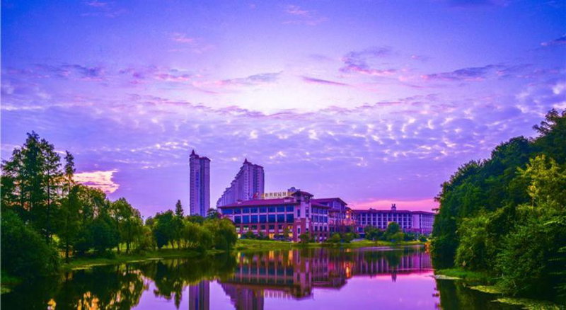 Country Garden Phoenix Hotel Yiyang, Heshanqu, China