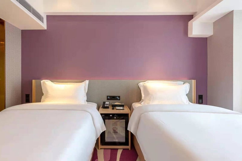 Lavender Hotel Guangzhou Convention and Exhibition Center Nanzhou Metro Station, Guangzhou, China