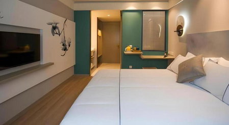 Magnotel Hotel Qionghai Wanquanhe Aihua Road, Qionghai, China