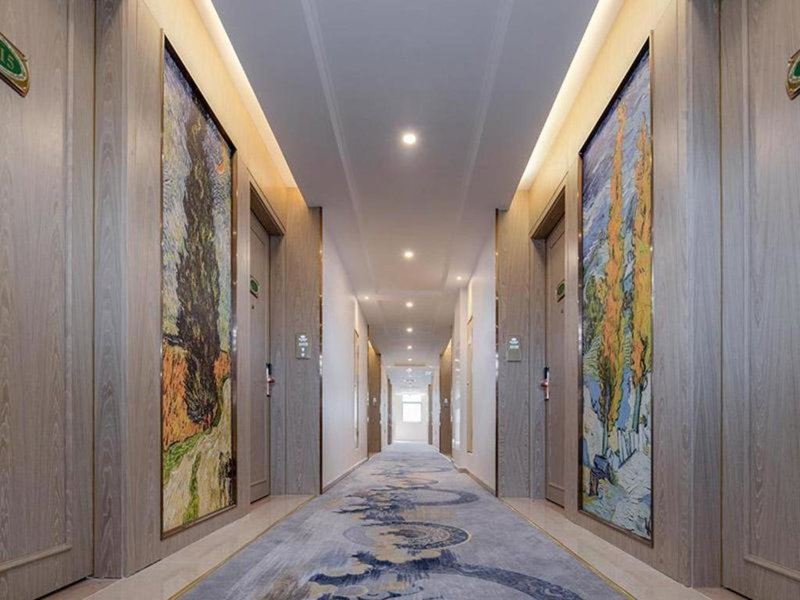 Vienna Hotel Shenzhen Pingshan Longtian Town, Sanjiaolou, China