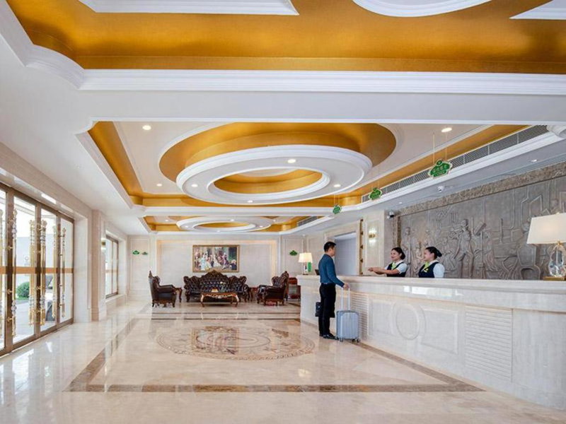 Vienna Hotel Shenzhen Pingshan Longtian Town, Sanjiaolou, China