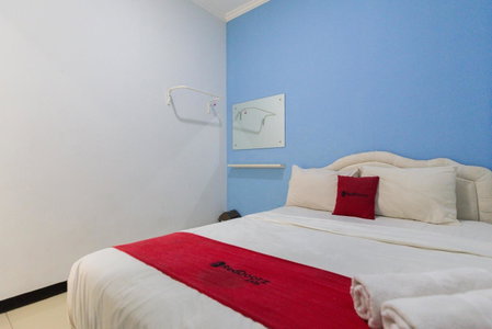 RedDoorz @ Garden Boulevard Citra Raya Tangerang, Tangerang, Indonesia